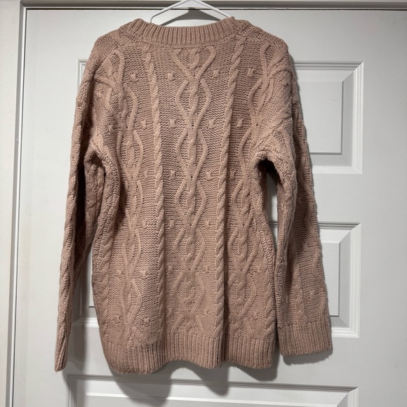 Hem & Thread Textured Knit Cardigan - Picture 5 of 9